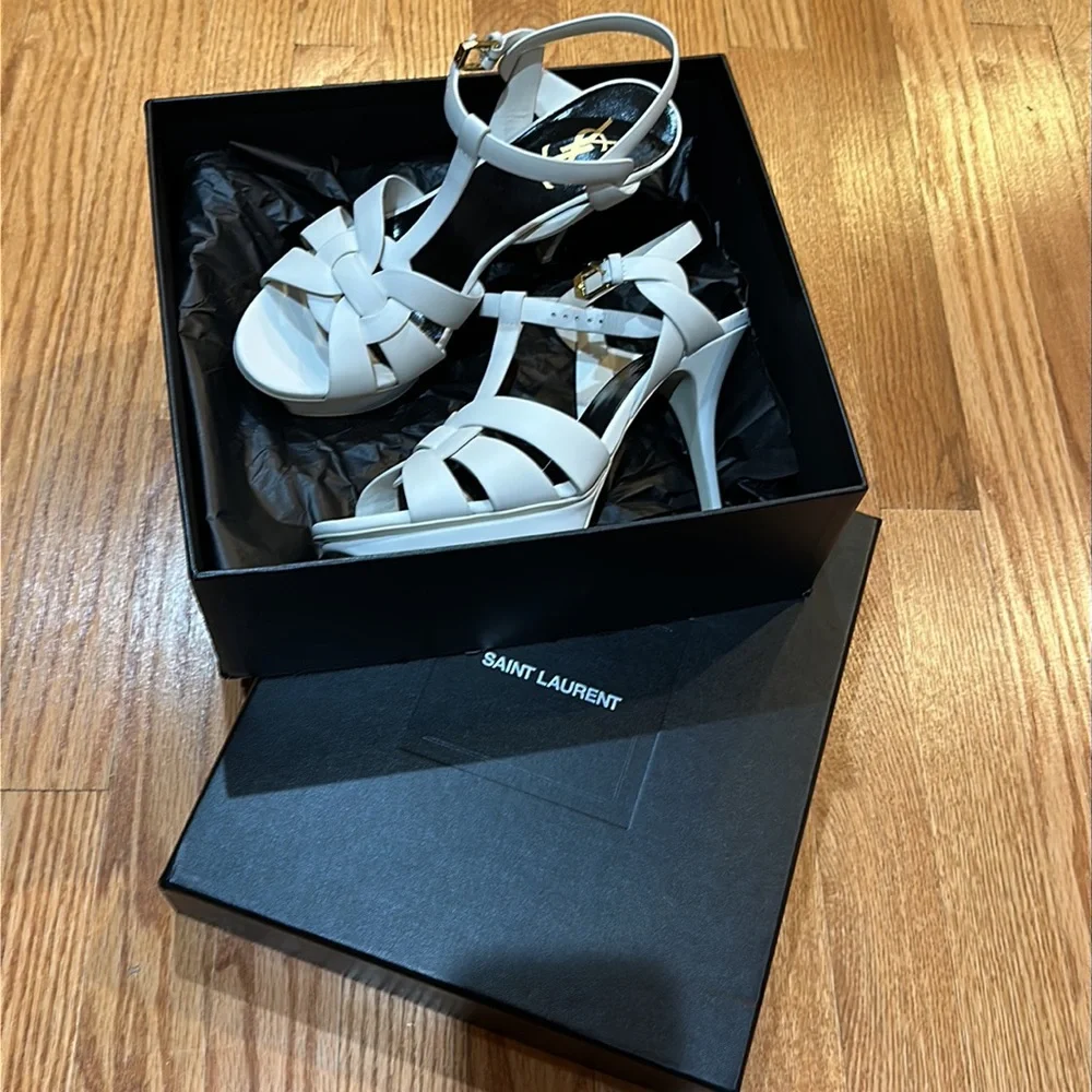 Heels - Picture 3 of 6